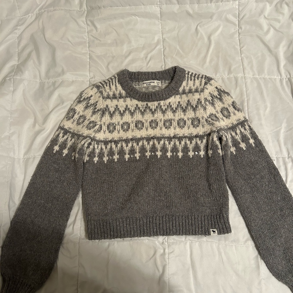 Abercrombie Kids Gray and Cream Knit Sweater